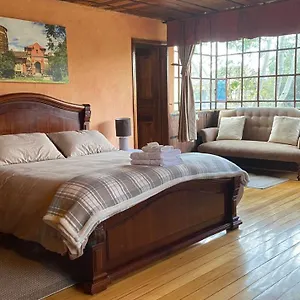 La Antigua De Montana Hotel