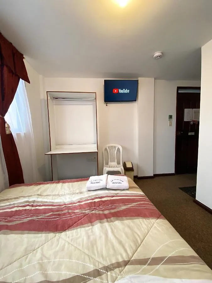 Hostal La Terraza - Roof Terrace Overlooking The North And Historic Centre Quito