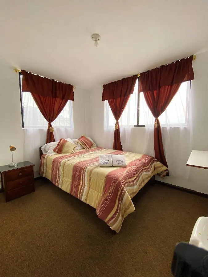 Guest house Hostal La Terraza - Roof Terrace Overlooking The North And Historic Centre Quito