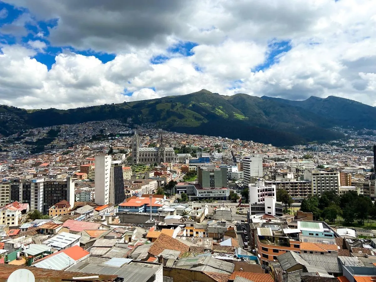 Hostal La Terraza - Roof Terrace Overlooking The North And Historic Centre Quito Ecuador