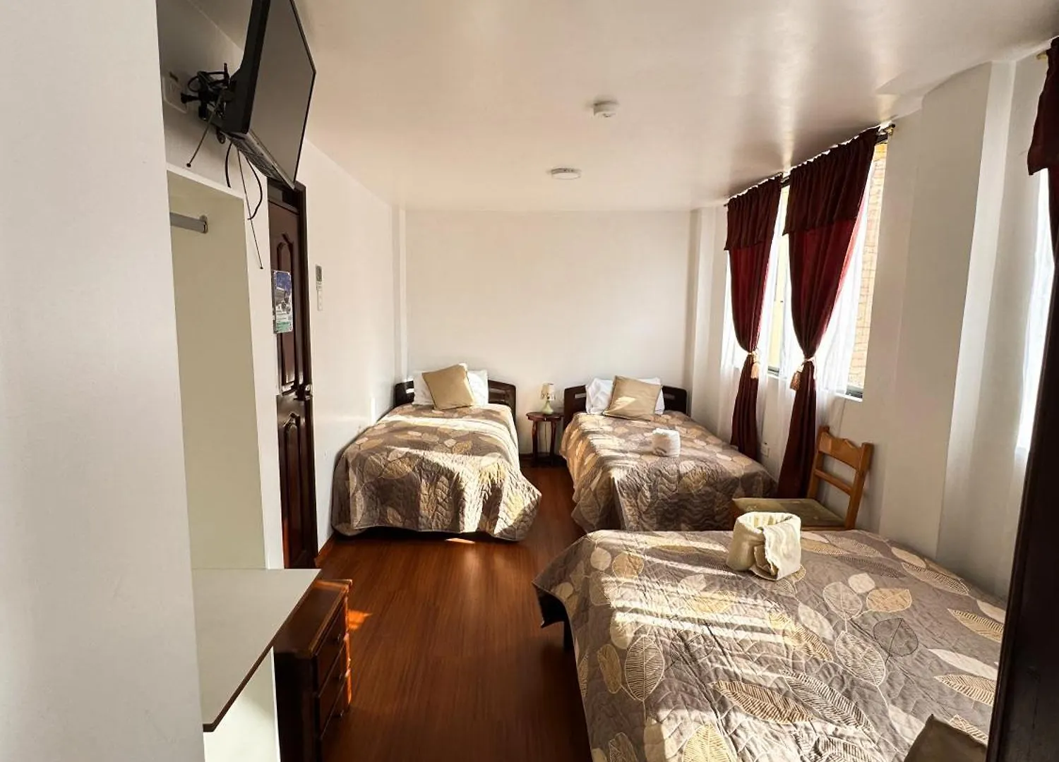 Guest house Hostal La Terraza - Roof Terrace Overlooking The North And Historic Centre Quito